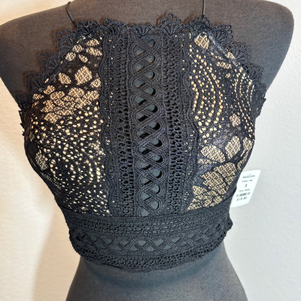 Miss Avenue Black Lace Halter Crop Top Open Back Zipper Small NWT